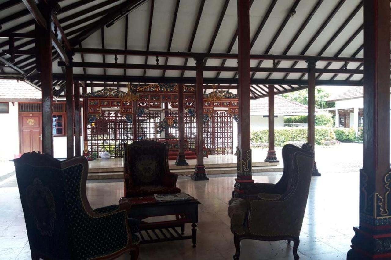 Koolkost At Tenggilis - Minimum Stay 30 Nights Сурабая Екстериор снимка