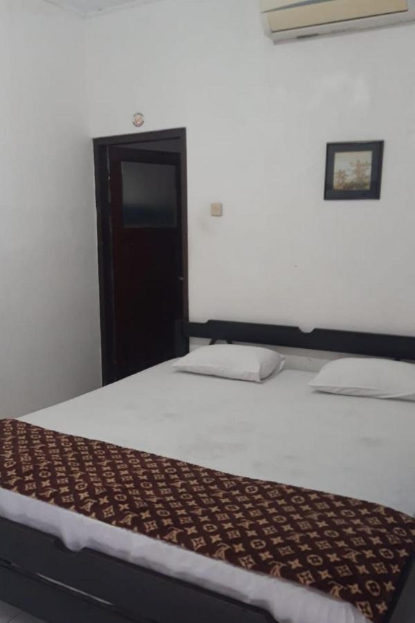 Koolkost At Tenggilis - Minimum Stay 30 Nights Сурабая Екстериор снимка
