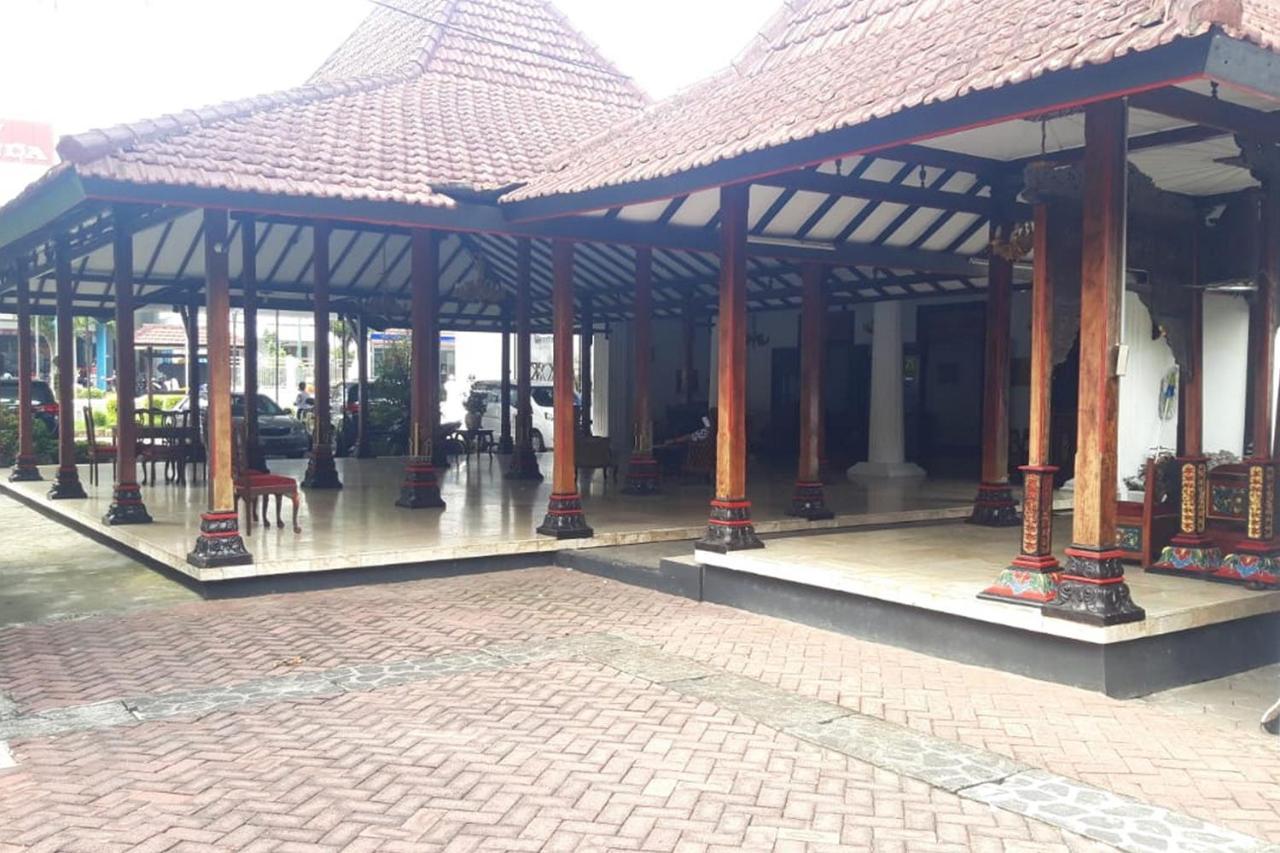 Koolkost At Tenggilis - Minimum Stay 30 Nights Сурабая Екстериор снимка